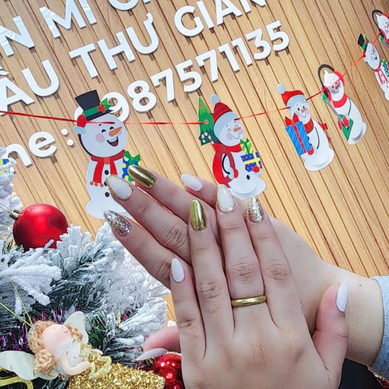 Nails